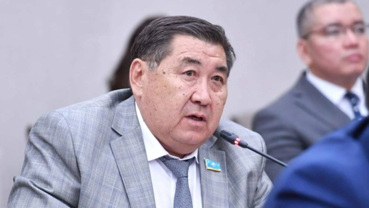 Назарбаев олихгархтарының ақшасын қайтарсақ, халықтың кредитін 10 еселеп төлеп тастауға болады – депутат