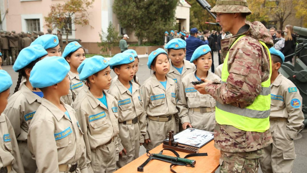 Алматыдағы десантшылар бөлімінде Ашық есік күні өтті
