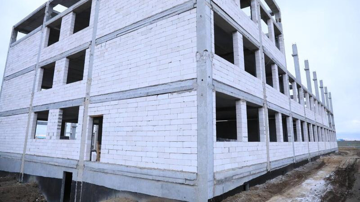 Спустя 2 года возобновят строительство школы в Актюбинской области