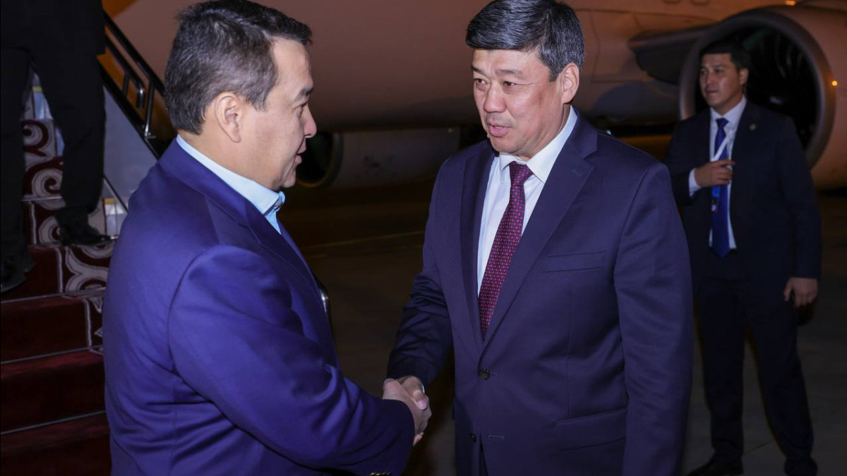  Үкіметтің баспасөз қызметі 