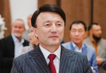 Димаштың әкесі мектептегі қазақ тілін оқытуды өзгерту керек екенін айтты