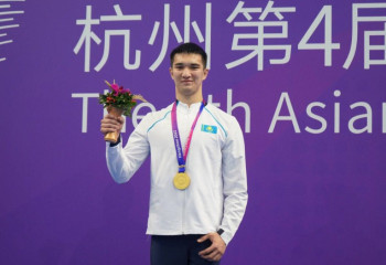 Казахстанец Диас Кенжебек стал обладателем золотой медали по пара плаванию