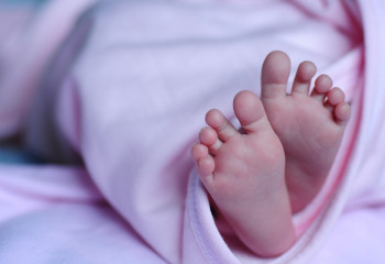 Таразда сәби сатқан ақ халаттылар сотталды