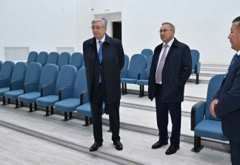 С работой культурных и спортивных объектов Жетысу ознакомился Президент