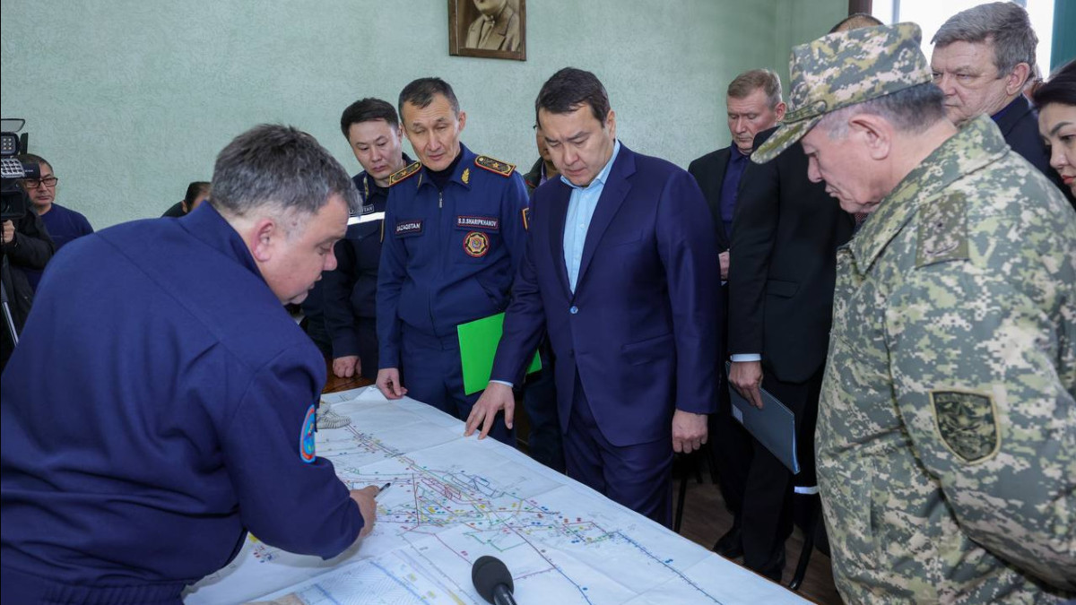 Әлихан Смайылов Костенко шахтасында болған өртке қатысты Үкіметтік комиссияның отырысын өткізді