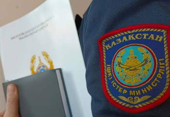 Павлодарда полицейлер зейнеткерлерге алаяқтардан сақтану жолдарын түсіндірді