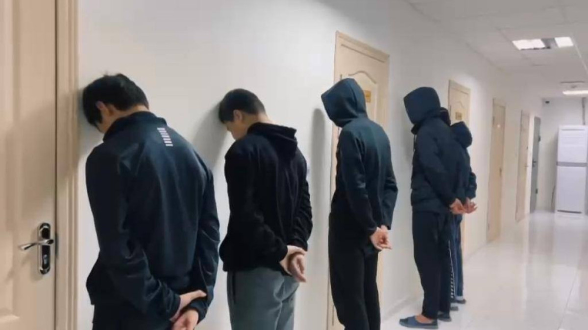 Массовая драка среди подростков произошла в Актау: 76 участников задержаны, заведено уголовное дело