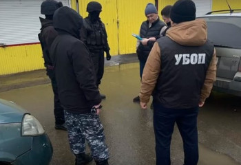 Преступную группу, незаконно сбывавшую рыбу и икру осетровых пород, задержала полиция