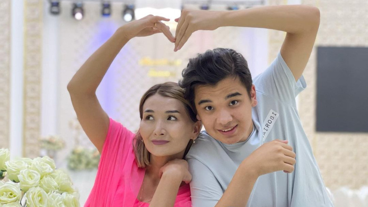  instagram.com/merekusha.k 