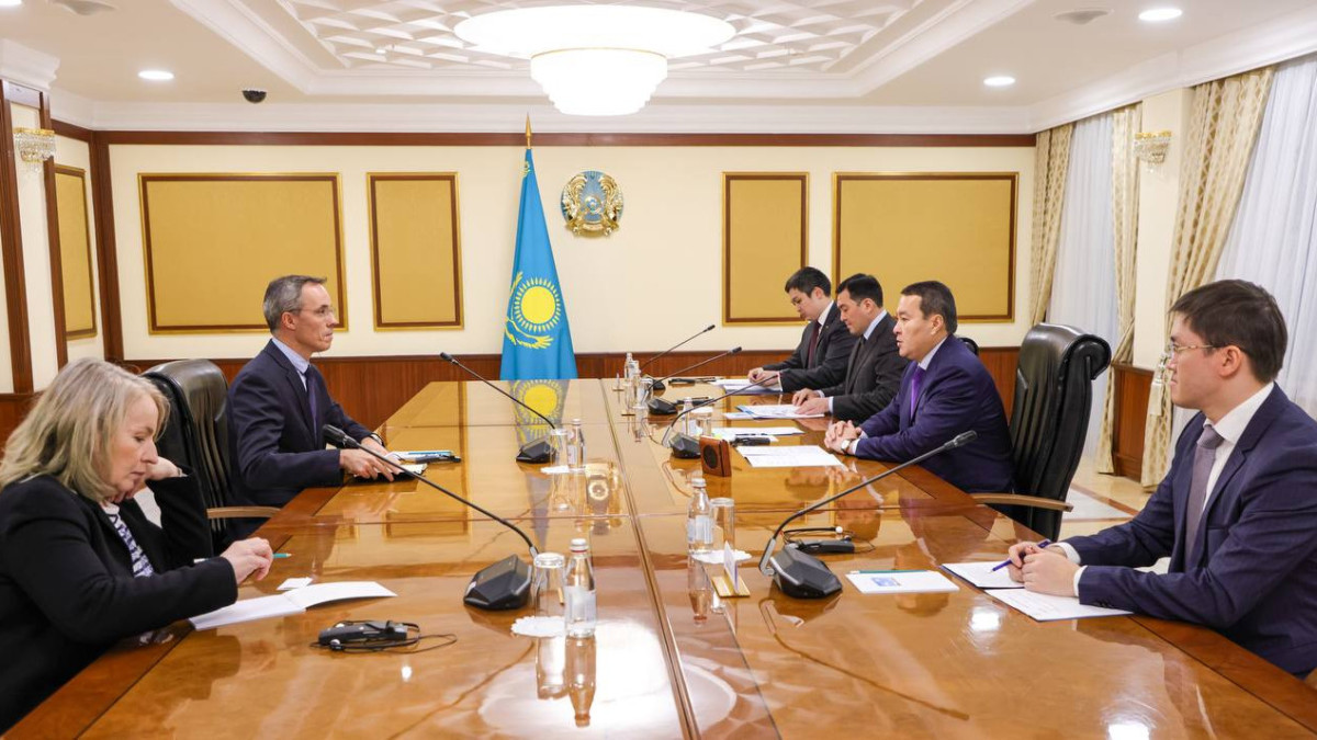 Сотрудничество в энергетике обсудили премьер-министр Казахстана и представитель  французской компании Orano S.A.