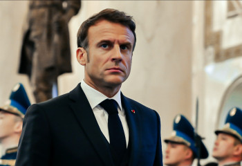 Франция президенті Twitter-де қазақша жазба жариялады