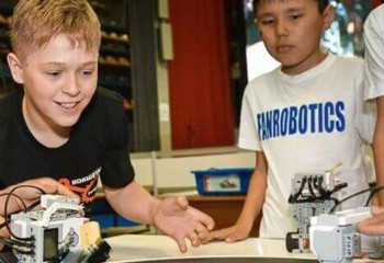 Стартовал VIII Международный фестиваль робототехники, программирования и инновационных технологий «RoboLand 2023»