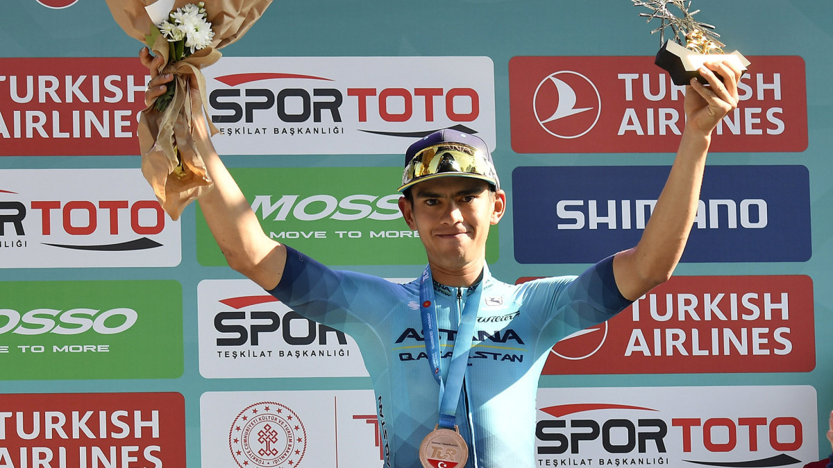 Колумбийский гонщик Харольд Техада продлил контракт с Astana Qazaqstan Team