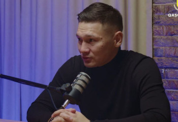 «Ол кезде құдайдың бар-жоғын білмеймін». Желіде танымал болған бапкер сырымен бөлісті