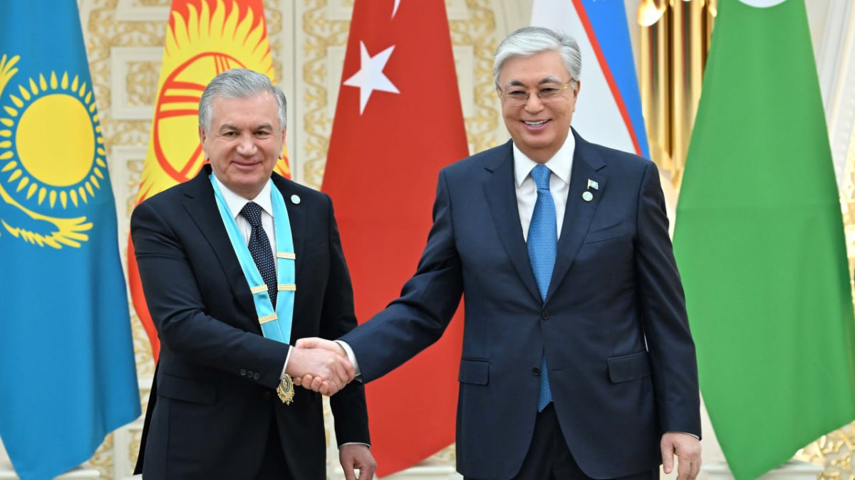 Шавкат Мирзиёев награжден «Высшим орденом Тюркского мира» по предложению Президента Казахстана