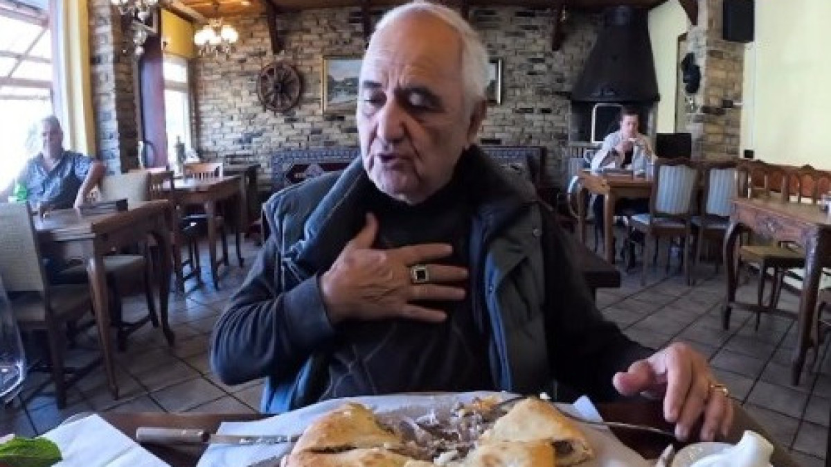 Обычный обед литовского пенсионера набрал 11 млн просмотров