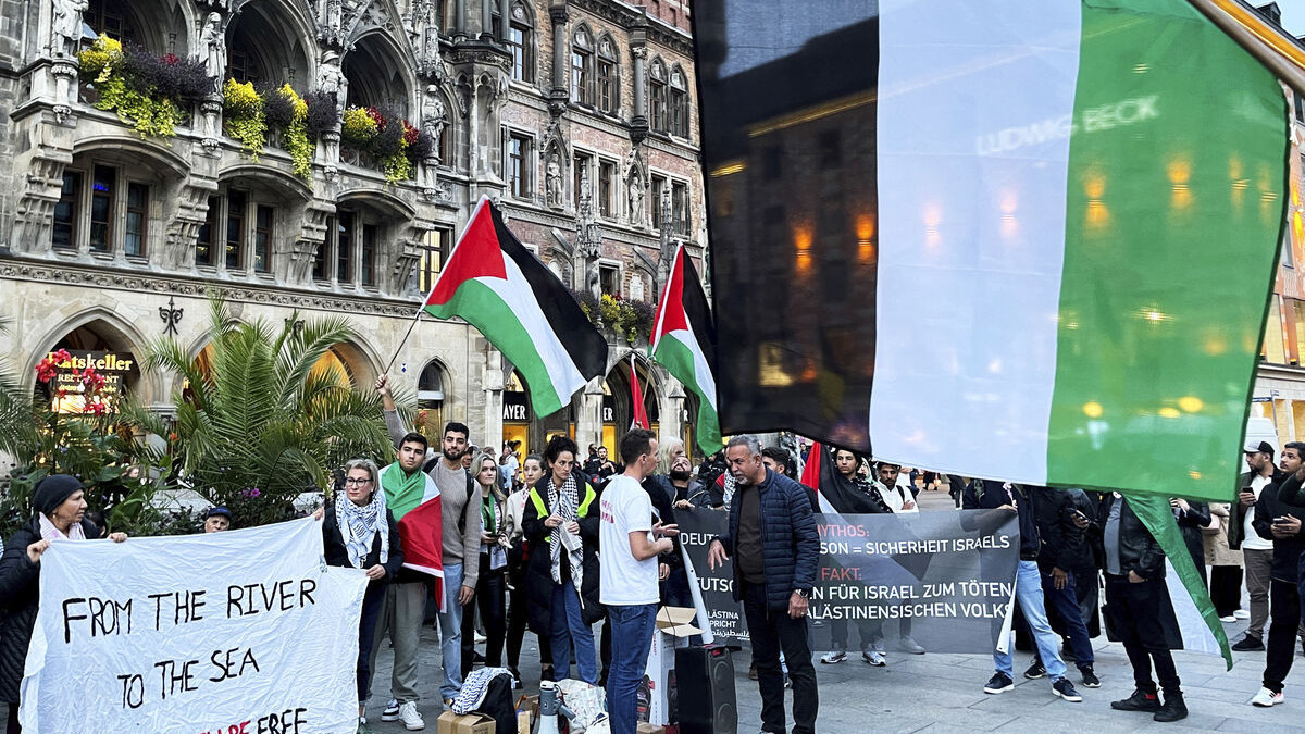 Германияда Палестинаны қолдаған мыңдаған адам наразылыққа шықты