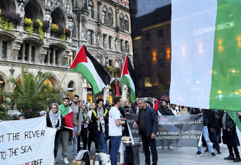 Германияда Палестинаны қолдаған мыңдаған адам наразылыққа шықты