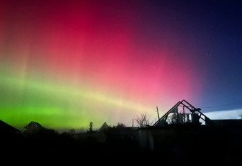 Редкое полярное сияние наблюдали жители Казахстана