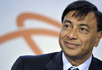 «200 адамның құны сұралуы тиіс». Депутат Лакшми Митталды халықаралық сотқа беру керегін айтты