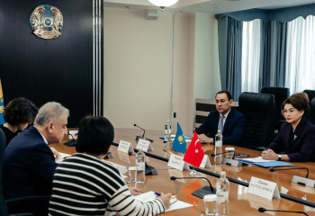 Aida Balayeva discussed with Ambassador of Turkey to Kazakhstan possibilities of further cooperation in fields of culture and media