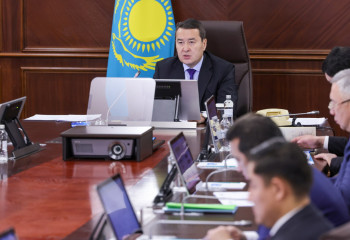 Қазақстандықтар биыл наннан тарықпайды – Әлихан Смайылов