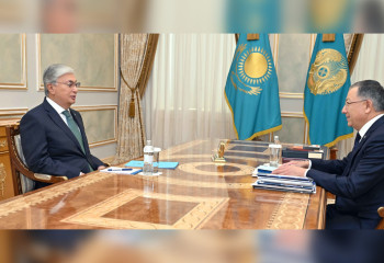 Tokayev receives rector of Al-Farabi Kazakh National University