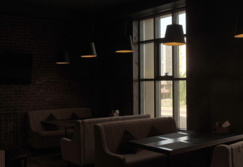 Мейрамханалар көрсетілген қызмет үшін 10 пайыз ақы алуы заңды ма?