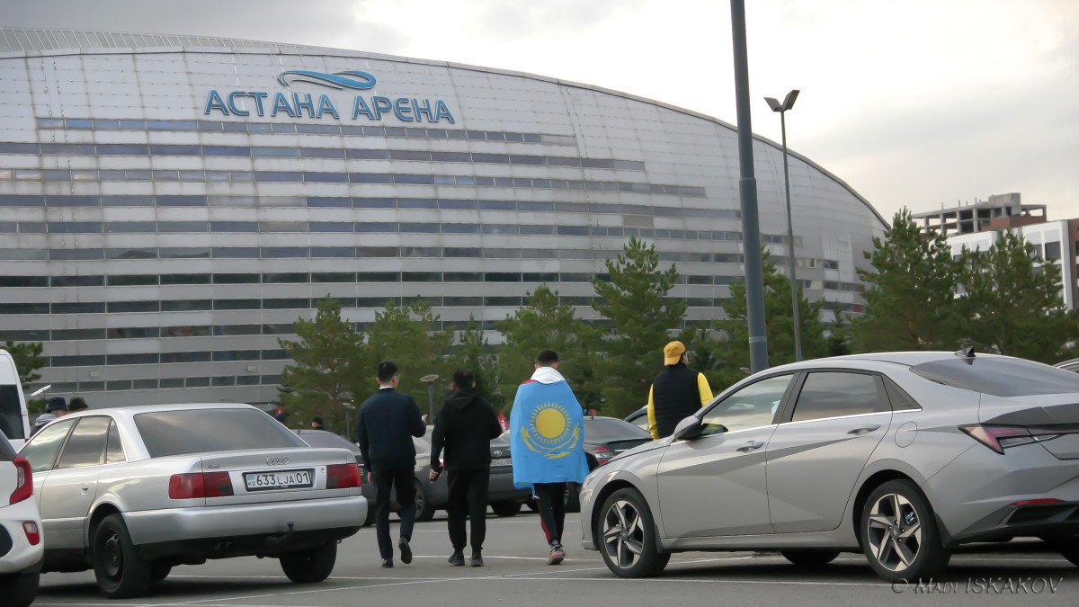Спекулянты продают билеты на матч Казахстан – Сан-Марино