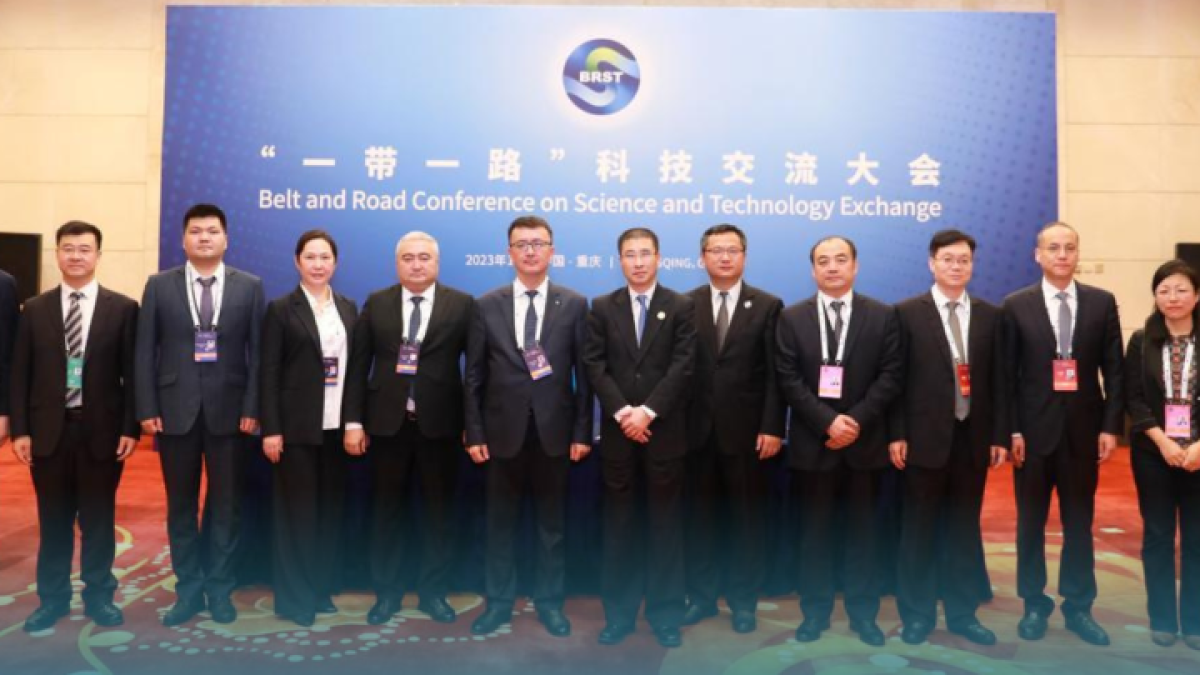 Казахстан и Китай усиливают сотрудничество в области науки и технологий