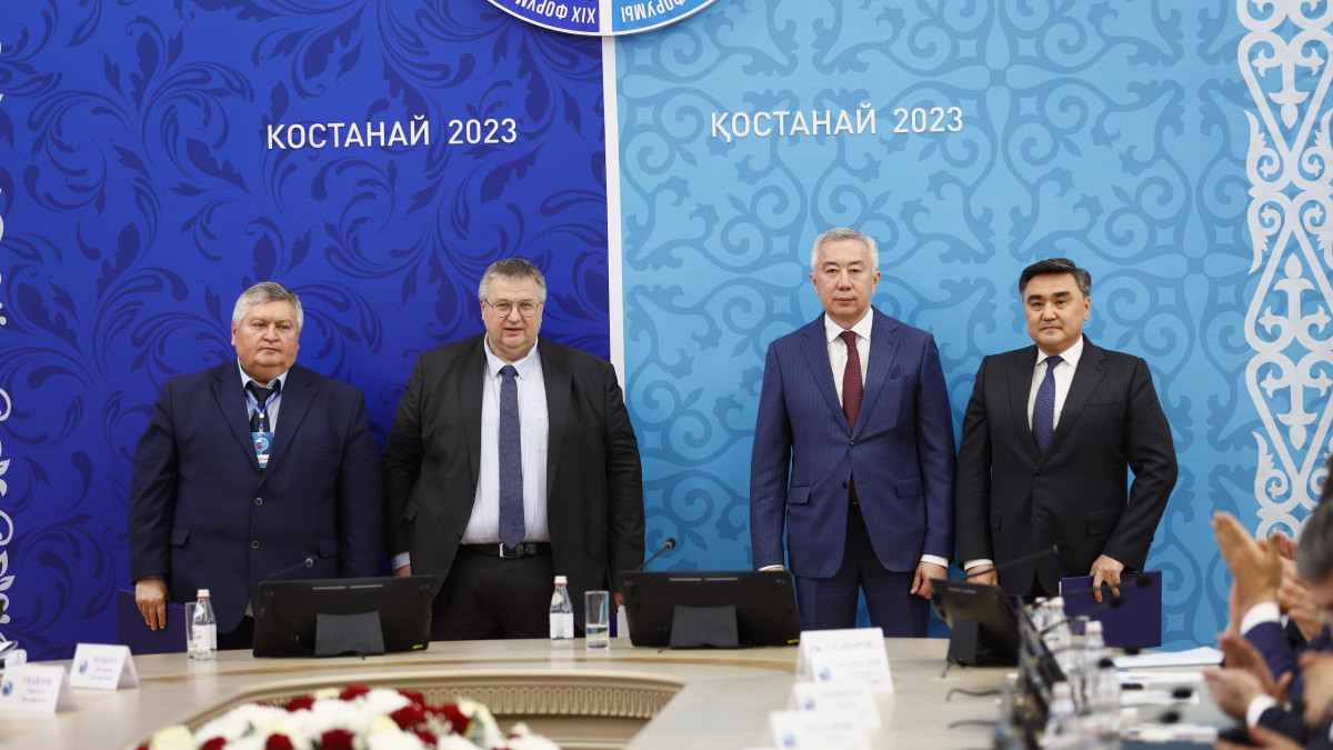 9 соглашений на 83 млн долларов подписаны Казахстаном и Россией в рамках Форума межрегионального сотрудничества