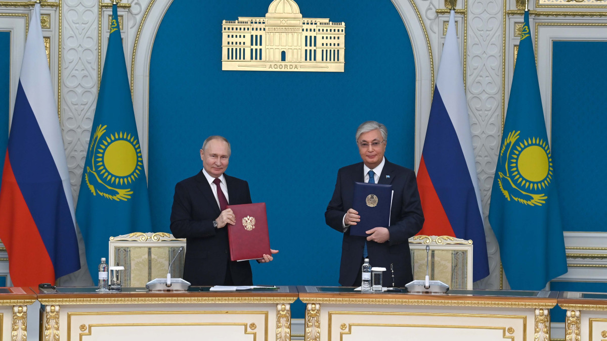 Ряд документов подписали Касым-Жомарт Токаев и Владимир Путин
