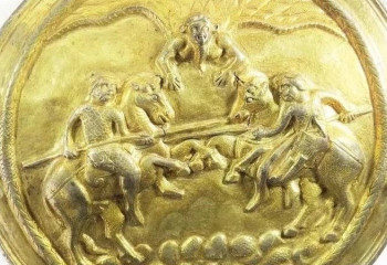 Уникальную коллекцию археологических находок передали в краснодарский музей