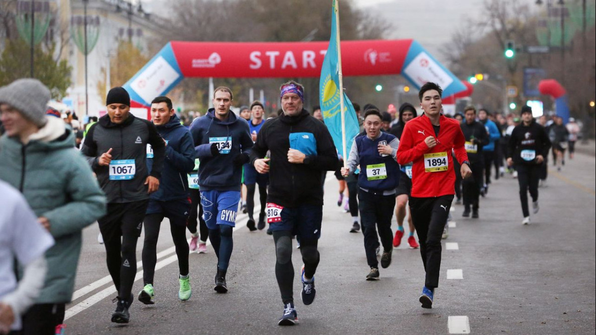 В Алматы состоялся городской забег City Run 2023