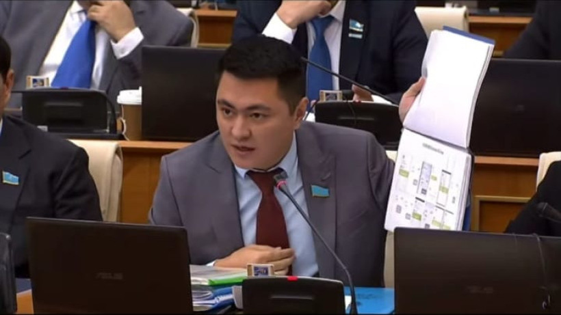  instagram.com/daulet_mukayev 