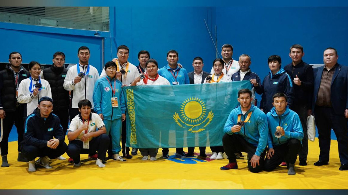Чемпионат мира по самбо: Казахстан занял третье место в общем зачете