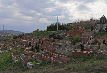 За вандализм - статья. Алматинские полицейские напомнили о наказании за порчу госимущества