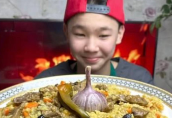 Как 14-летний фудблогер из Алматы стал блогером-миллионником