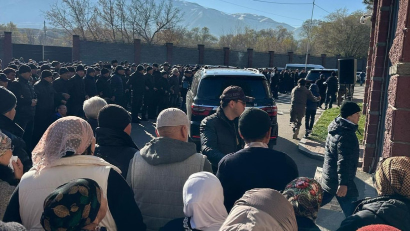  © Сандуғаш ДҮЙСЕНОВА 