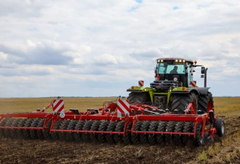 Ауыл шаруашылығы техникасын жаңарту үшін жыл сайын фермерлерге қанша ақша беріледі?