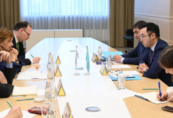 Kazakhstan and OSCE hold talks on media development