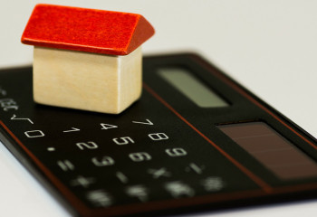 «Сіңір кедейді» қанай беру күпіршілік болады». Депутат тарифтің қымбаттауы жайлы айтты