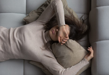 Үнемі шаршаңқы жүруден қалай құтыламыз?