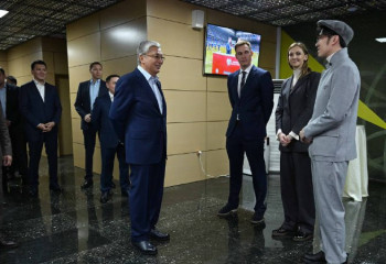 Токаев приехал поддержать футболистов Казахстана в матче против Сан-Марино