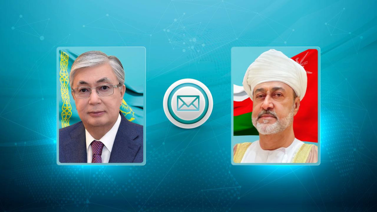 Глава государства направил поздравительную телеграмму султану Омана