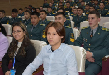 Воспитание в молодежи патриотизма обсудили на международной конференции