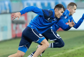 Kazakh national football team holds training session in Slovenia