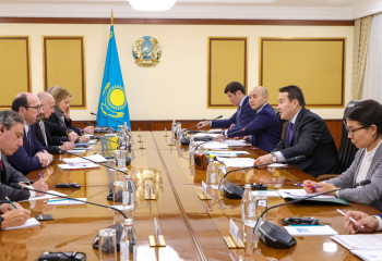 Alikhan Smailov holds IMF mission head meeting in Kazakhstan