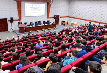 Конференцию «Ата-ана ұлағаты, ұрпаққа аманат» провели для студентов