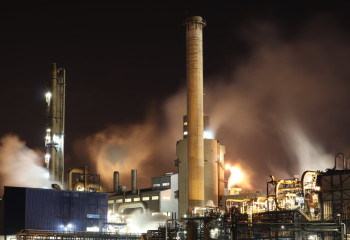 Цены на нефть резко упали во всём мире